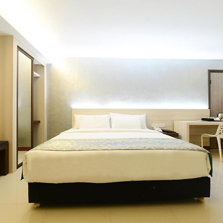 Samudra Hotel กูชิง ภายนอก รูปภาพ
