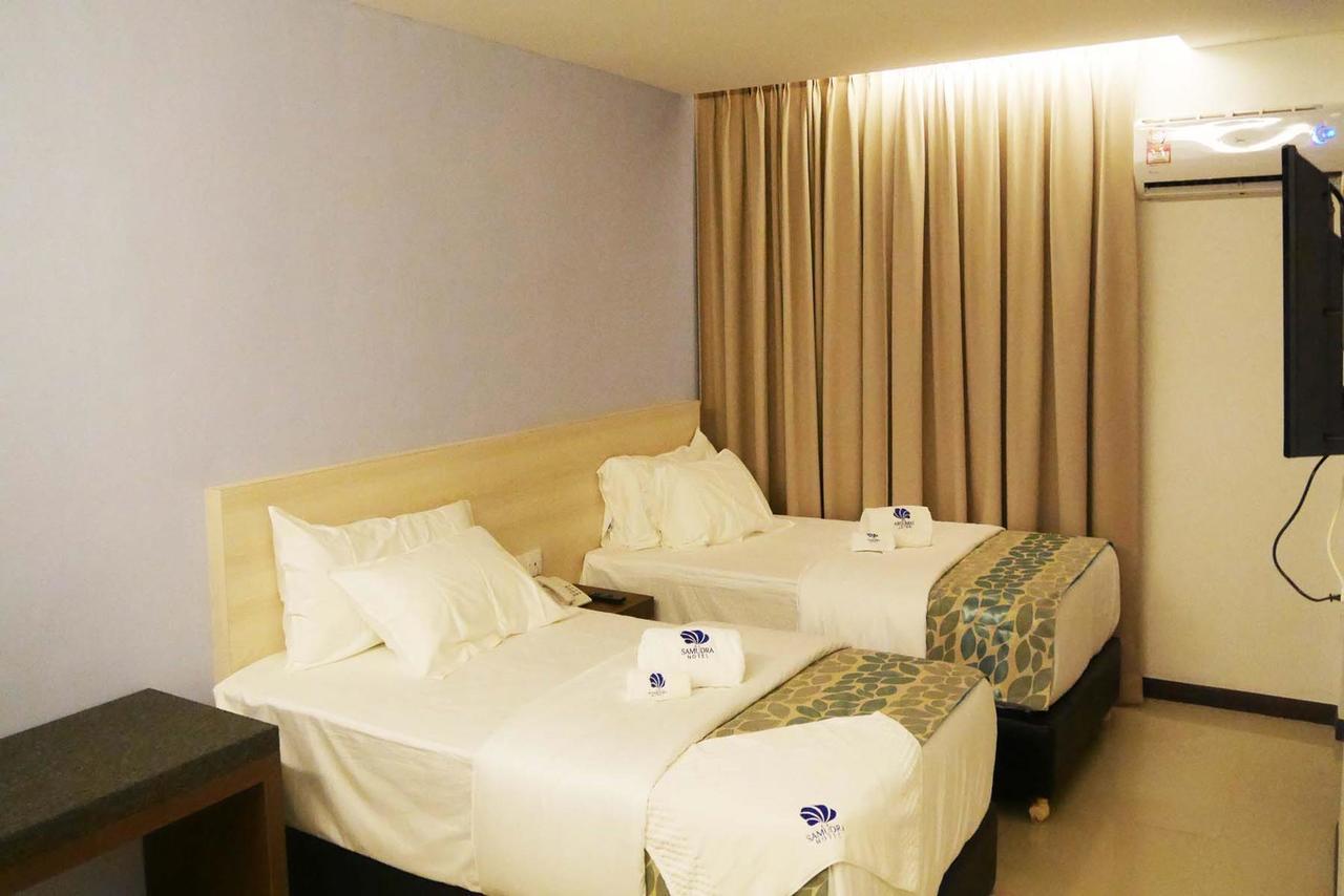Samudra Hotel กูชิง ภายนอก รูปภาพ